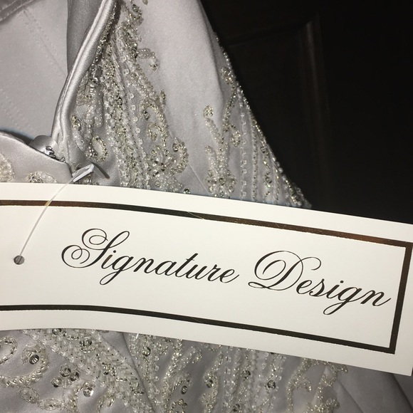 Wedding Dress from Signature Design - Picture 3 of 6